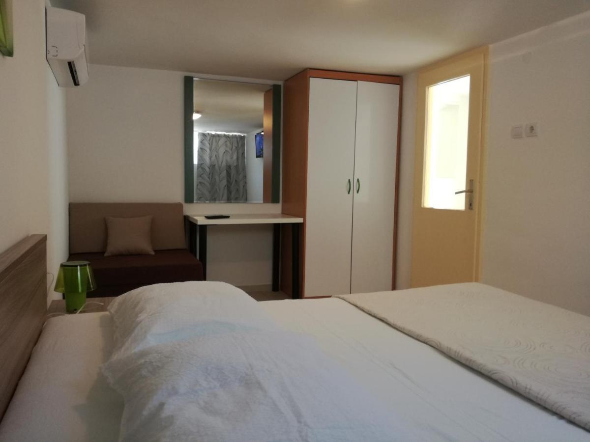 Apartman Anni Apartment Porec Exterior photo